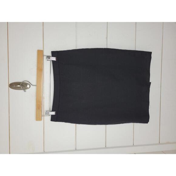 J. Crew Dresses & Skirts - J Crew No. 2 Pencil size 2 black wool knee length skirt